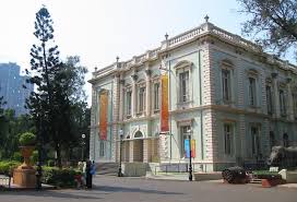 मुंबई शहरात इ.स १८५८ साली बांधलेले भाऊ दाजी लाड संग्रहालय