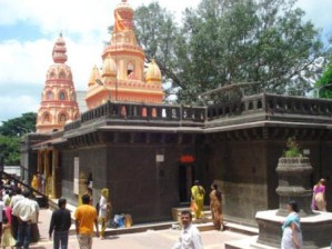 चिंचवड गावातील मोरया गोसावी गणेश मंदिर