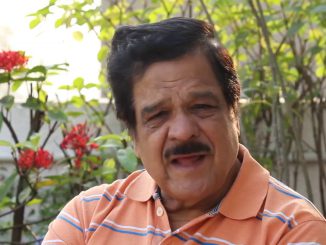 आरशातल रूप न्याहाळत गदिमा म्हणाले “आज या गाडग्याला संक्रांतीचे रूप आले”