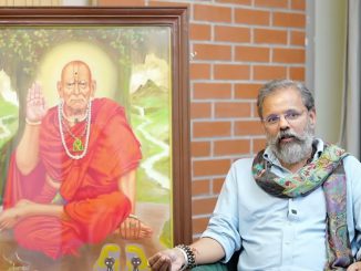 स्वामीभक्तीतून उमललेली आध्यात्मिक चित्रकला
